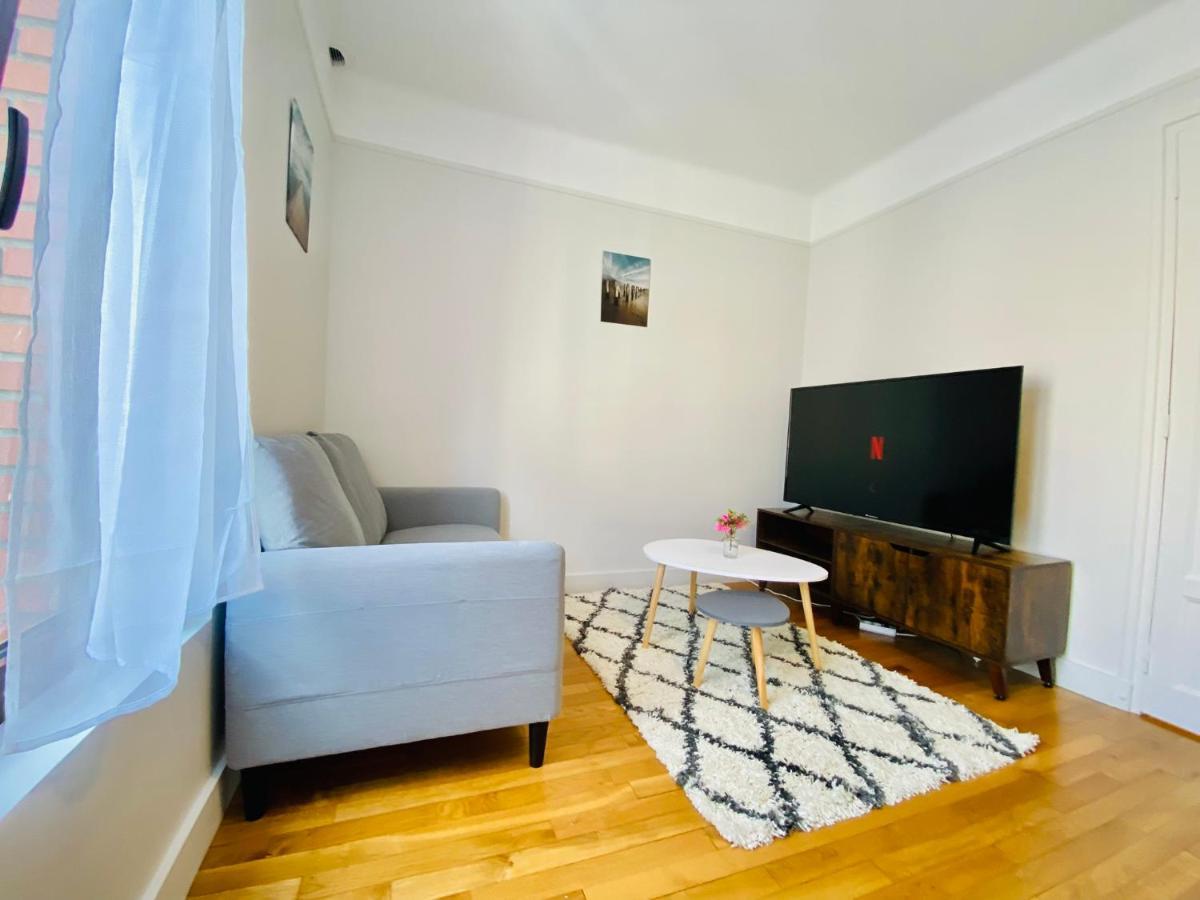 Cozy Appart'3 - Centre Ville & Proche Gare - Cozy Houses Massy  Exterior foto
